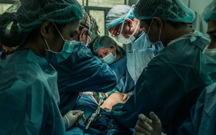 Người nhà qua đời sau 2 tuần phẫu thuật, gia đình 'uất nghẹn' khi phát hiện ra sự thật không tưởng Ảnh 2