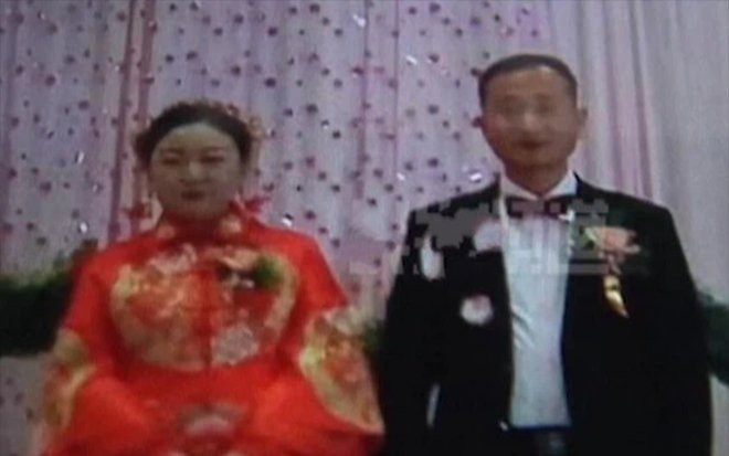 Cưới nhau 3 năm nhưng vợ vẫn không chịu đăng ký kết hôn, chồng lục tung nhà phát hiện sự thật phũ phàng Ảnh 2