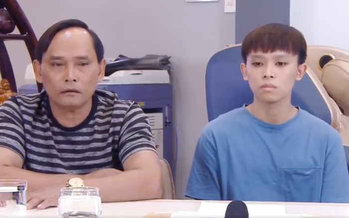 Bố mẹ Hồ Văn Cường nói về ồn ào của con trai với Phi Nhung, chia sẻ sự thật về gia đình nữ ca sĩ Ảnh 2