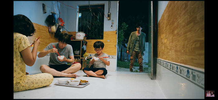 Tập 1 'Bí mật 69': Huy Khánh hết bị Mạc Văn Khoa đánh bầm dập lại cãi nhau chí chóe với Cao Thái Hà Ảnh 17