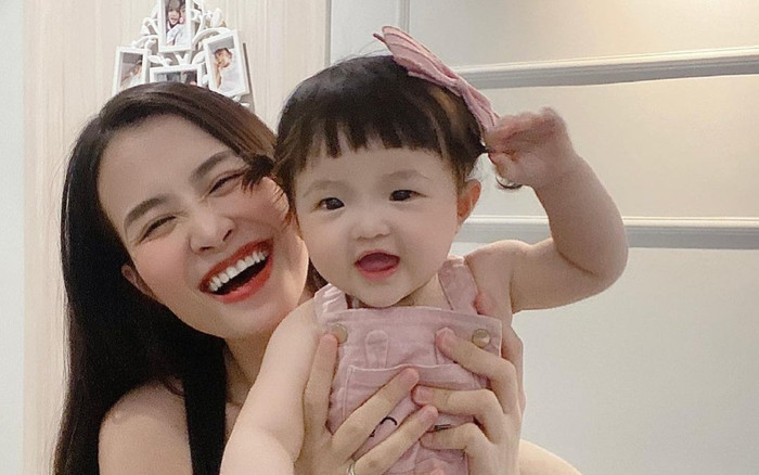 Khoe ảnh chụp cùng con gái cưng, Đông Nhi liền bị Mai Phương Thúy và loạt sao Việt trêu Ảnh 2