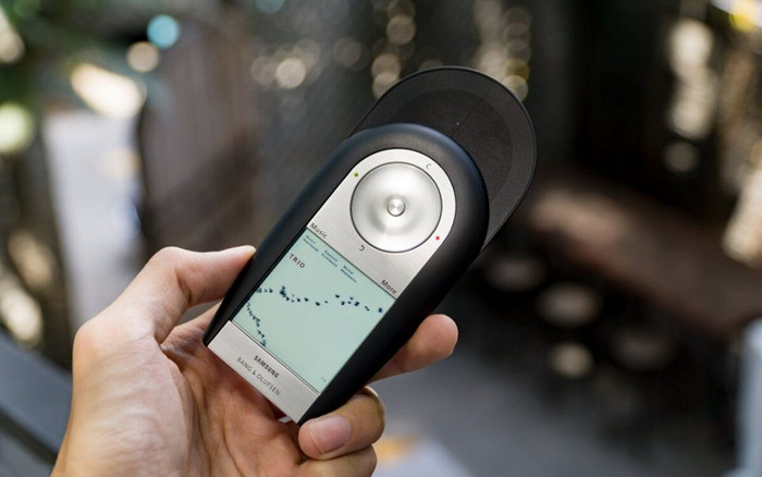 Loạt điện thoại 'chất chơi' từng khiến iPhone không khác gì đồ bỏ Ảnh 2