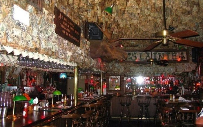 Quán rượu 'có một không hai' được trang trí bằng gần 2 triệu USD tiền mặt Ảnh 2