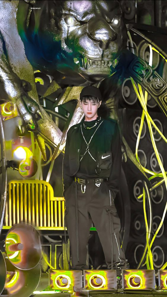 Đội trưởng Vương Nhất Bác sánh vai cùng ai tại Street Dance of China 4? Ảnh 9