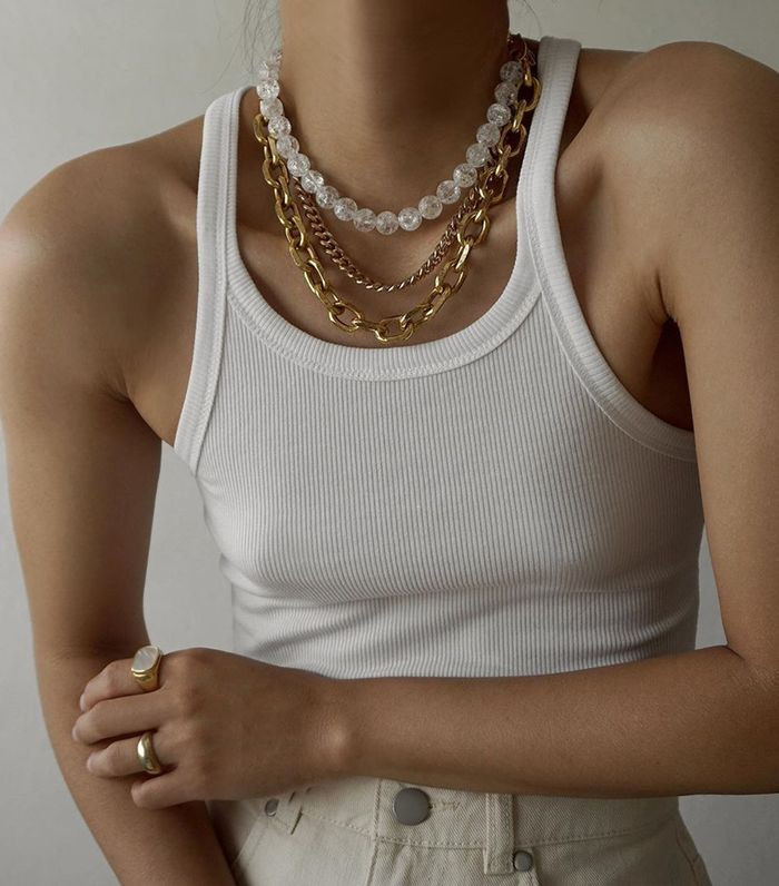 Mách nàng công thức mix đồ với áo ba lỗ trắng chuẩn như fashionista Ảnh 10