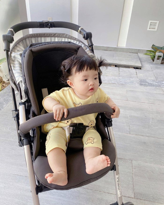 Bé Winnie tên thật là Ông Yên Nhi, chào đời vào cuối tháng 10/2020, hiện tại cô bé đã được gần 7 tháng tuổi.