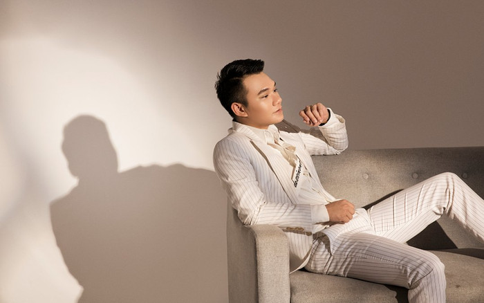 Khắc Việt bàn chuyện quan hệ nhạc sĩ - ca sĩ: 'Chữ tình quan trọng nhưng phải đúng người' Ảnh 2