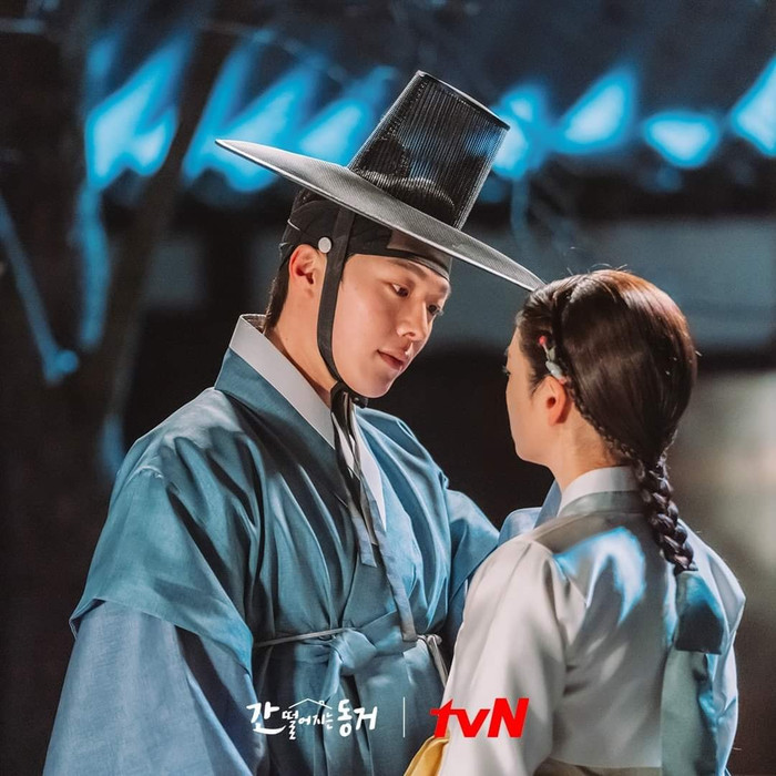 Thà cô sống một năm với người cô yêu còn hơn là bị xóa ký ức và sống cô độc