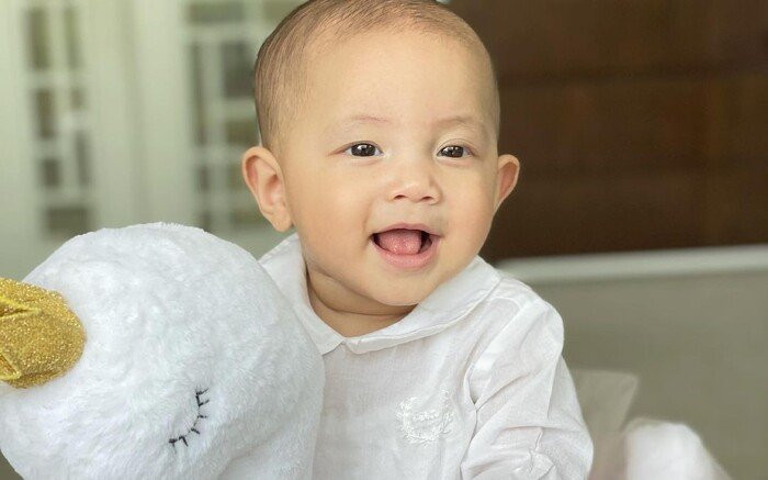 Từng nói không sắm đồ đắt tiền cho con, nhưng Hà Hồ lại mua cho Lisa món đồ xịn sò như này Ảnh 2