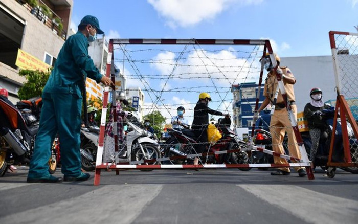Quận Gò Vấp và quận 12 gỡ toàn bộ chốt kiểm soát dịch từ 0h ngày 15/6 Ảnh 2