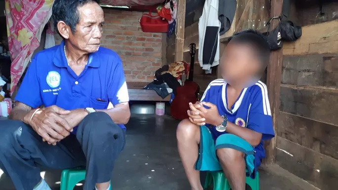 Gia đình em Y H. Bkrông thuộc diện hộ cận nghèo