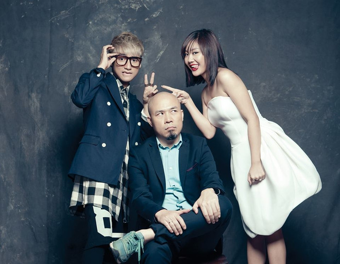 Trước khi mở công ty riêng M-TP Entertainment như hiện tại, Sơn Tùng cũng đã từng 'trầy da tróc vẩy' với công ty quản lý cũ là Văn Production của nhạc sĩ Huy Tuấn.