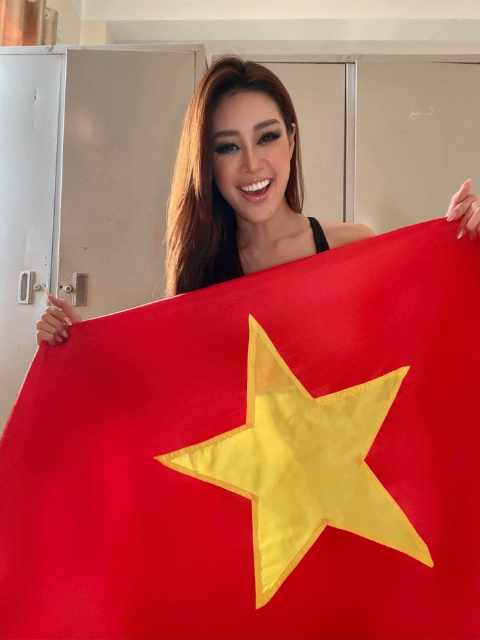 'Miss cách ly' - Nguyễn Trần Khánh Vân gửi những lời chúc tốt đẹp cho tuyển thủ sân cỏ: 'Chúc các chàng trai của chúng ta thật nhiều sức mạnh, tự tin chiến thắng, Việt Nam cố lên'.