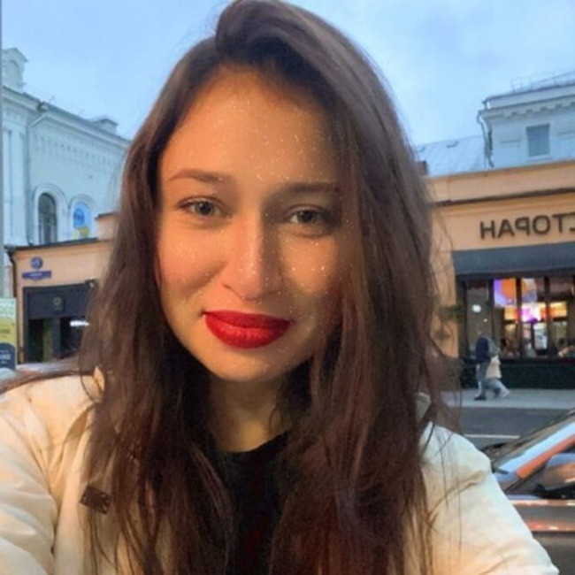 Thi thể của Pankratova được tìm thấy trong tình trạng bán khỏa thân.