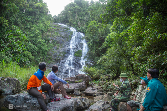 Thác có độ cao lớn, nước chảy xiết, mạnh quanh năm. Khu vực này chưa đưa vào hoạt động du lịch. Thường thì chỉ có dân bản địa, kiểm lâm, biên phòng, bảo vệ rừng mới thi thoảng đến thác này khi có dịp tuần rừng.