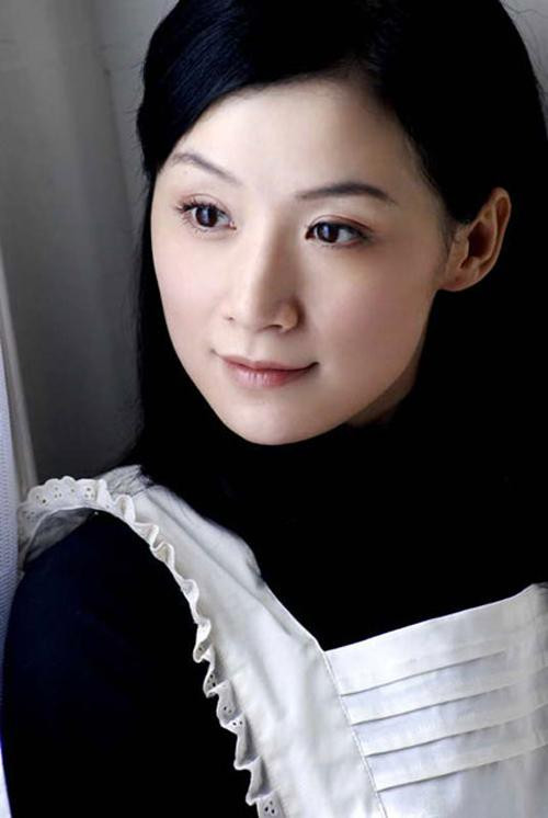 Từng được ca tụng 'nữ vương phim bi kịch', ngọc nữ Trung Quốc gây tiếc nuối khi biến thành 'mặt xà tinh' Ảnh 3