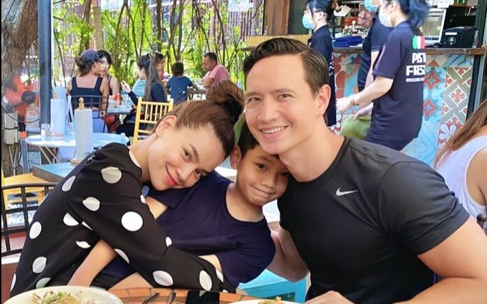 Dù bận rộn chăm sóc Lisa và Leon nhưng Hồ Ngọc Hà vẫn dành thời gian làm điều ngọt ngào cho Subeo Ảnh 2