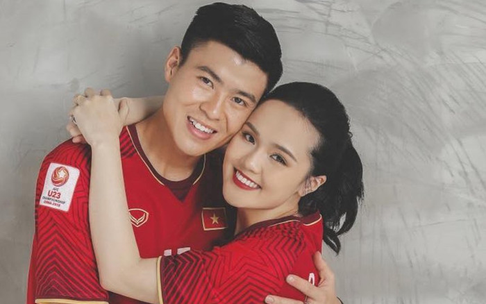 Hậu trận đấu với UAE, Duy Mạnh ngọt ngào nhắc đến vợ cùng lời nhắn nhủ 'đốn tim' người hâm mộ Ảnh 2