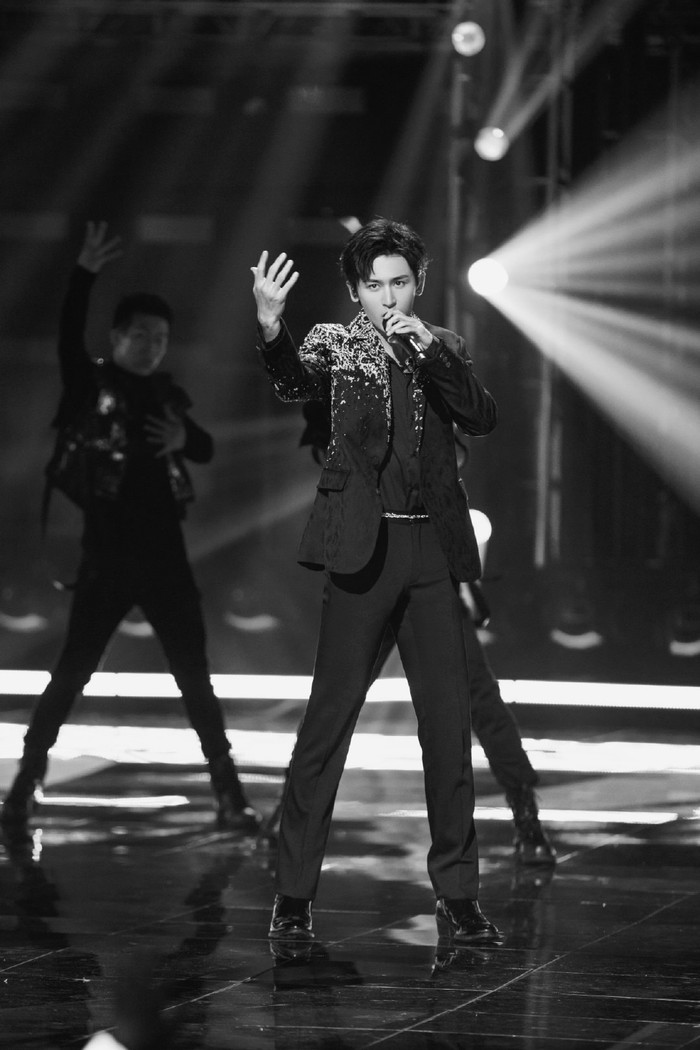 Trương Triết Hạn sau hai concert gần nhất: Chưa phải là ca sĩ giỏi? Ảnh 4