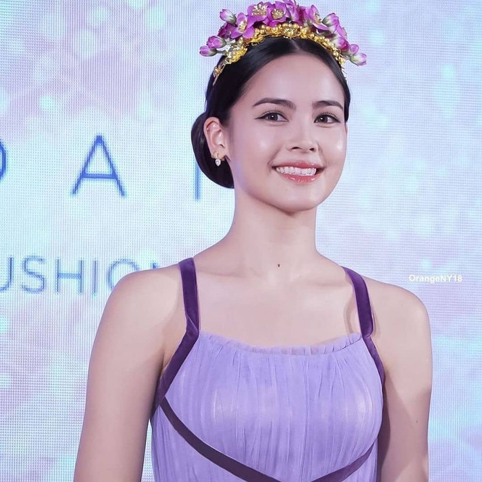 Yaya Urassaya tiếp tục giữ vững danh hiệu 'Nữ hoàng quảng cáo' năm nay Ảnh 3