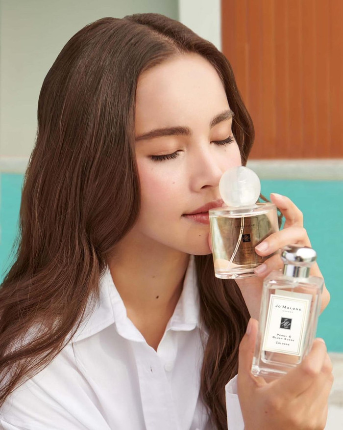 Yaya Urassaya tiếp tục giữ vững danh hiệu 'Nữ hoàng quảng cáo' năm nay Ảnh 9