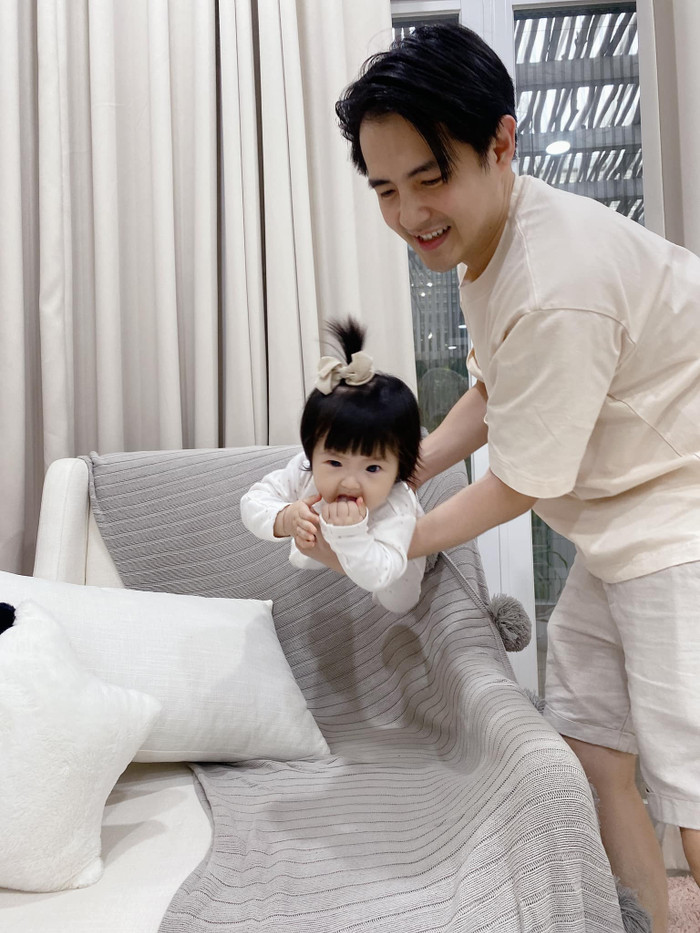 Sướng như con gái Đông Nhi - Ông Cao Thắng: Sang chảnh đẳng cấp 'đi du lịch' vòng quanh nhà Ảnh 5