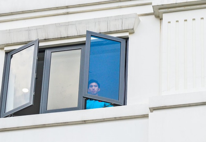 Cầu thủ Đoàn Văn Hậu được cách ly tại một phòng riêng biệt tại khách sạnNew Milano, Quận 7. Ảnh: TTXVN