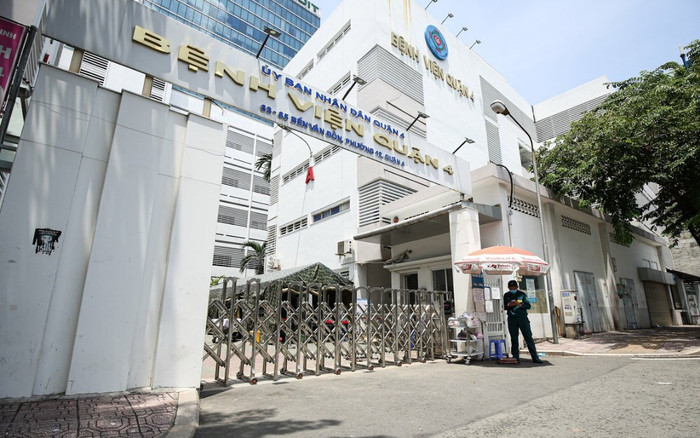 Phong toả tạm thời Bệnh viện quận 4 do có một ca nghi nhiễm COVID-19 từng đến khám Ảnh 2