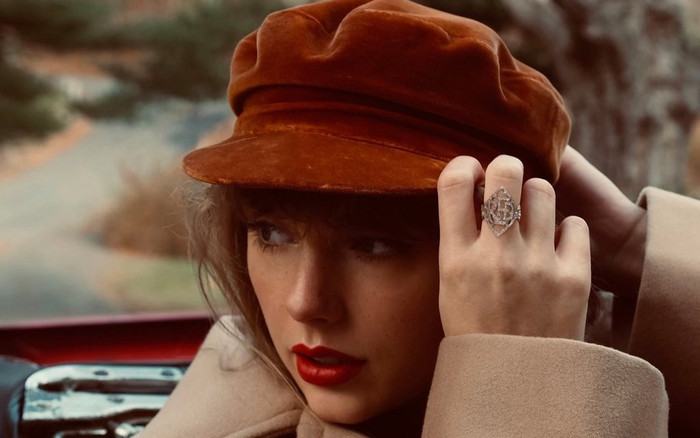 Taylor Swift 'vén màn' album mới, bạn trai cũ liền lọt top trending? Ảnh 2