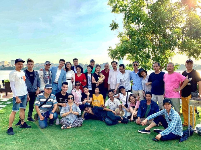 Kỉ niệm 2 năm ngày đóng máy phim 'Về nhà đi con' dàn diễn viên bồi hồi nhớ về cố NSND Hoàng Dũng Ảnh 13