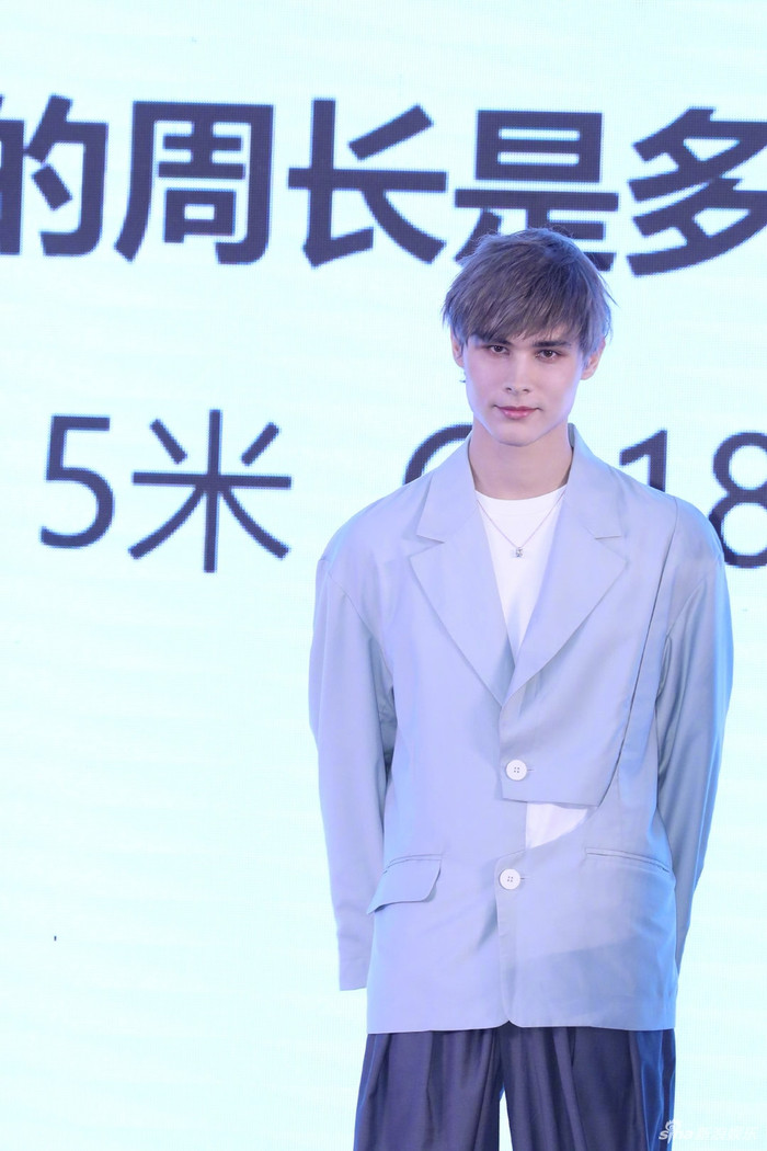 Nam thần 'đầu bết' Lelush lần đầu tham gia diễn xuất, quyết tâm bước chân vào làng giải trí xứ Trung