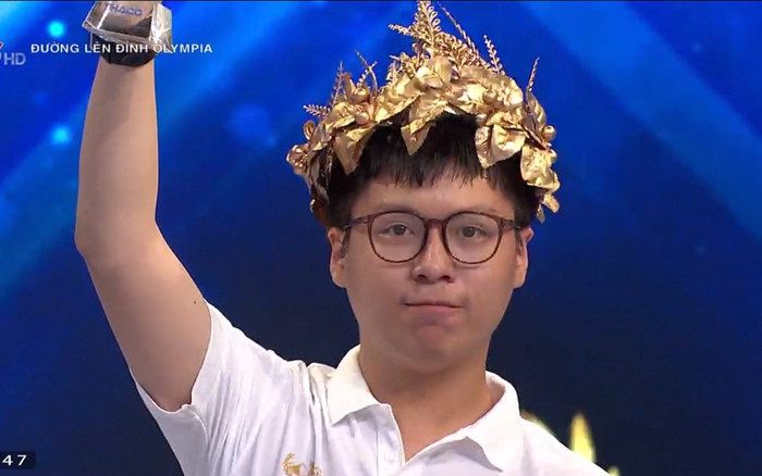 Nam sinh Hà Nội lội ngược dòng ngoạn mục, giành vé vào chung kết Đường lên đỉnh Olympia 2021 Ảnh 2
