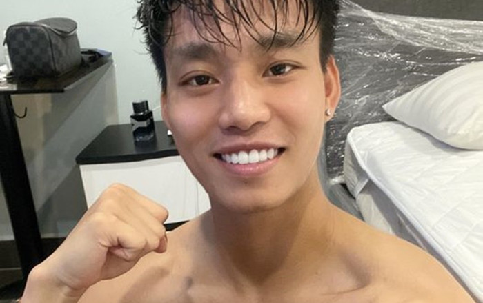 Văn Thanh khoe 'ảnh nóng', hội fan nữ thả tim rần rần Ảnh 2