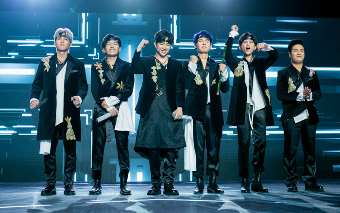 Vừa 'gây bão' vòng Chinh phục, Uni5 nhận 'mưa' lời khen và được bình chọn là nhóm nhạc hay nhất Việt Nam Ảnh 2