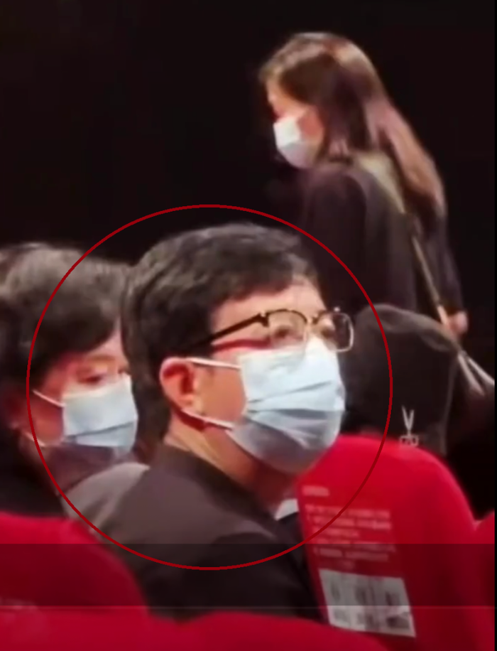 Sao Hoa Ngữ mừng Ngày của Bố: Dương Tử khoe ảnh thưở bé, hành động của Tiêu Chiến có ý nghĩa nhất Ảnh 10