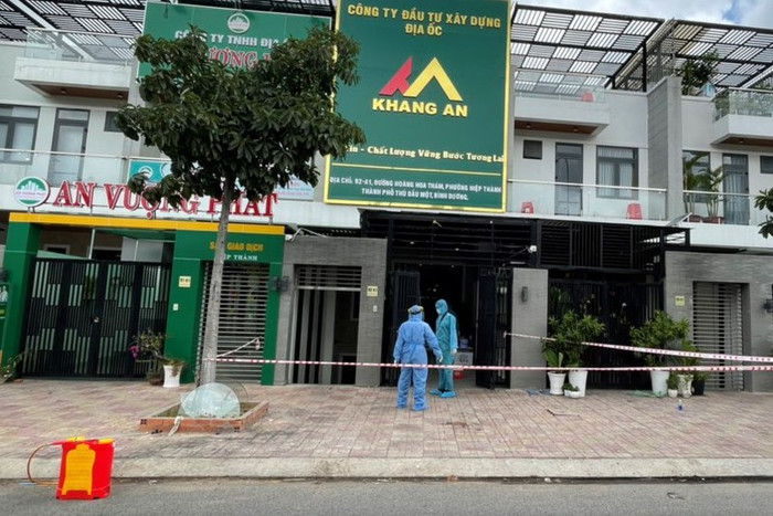 Công ty địa ốc nơi xảy ra vụ 2 người tử vong. Ảnh: PLO