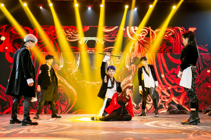 Uni5 nhận về 'cơn mưa lời khen' sau vòng Chinh phục vừa qua