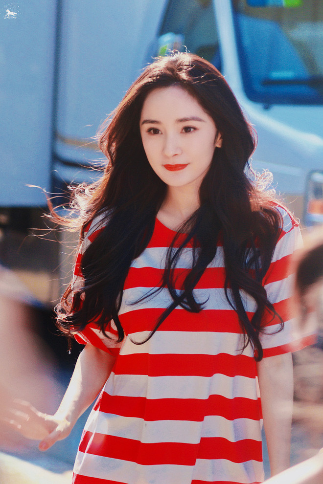 10 sao Cbiz chiếm được thiện cảm của 'người qua đường' nhất: Dương Mịch vượt mặt Hồ Ca, Vương Nhất Bác Ảnh 6