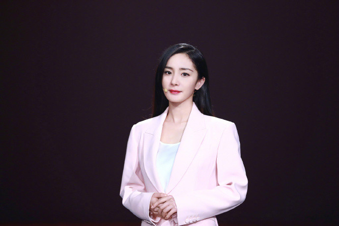 Dương Mịch cùng bố ruột thành lập công ty giải trí mới: Thà làm giàu chứ không muốn chăm con? Ảnh 8