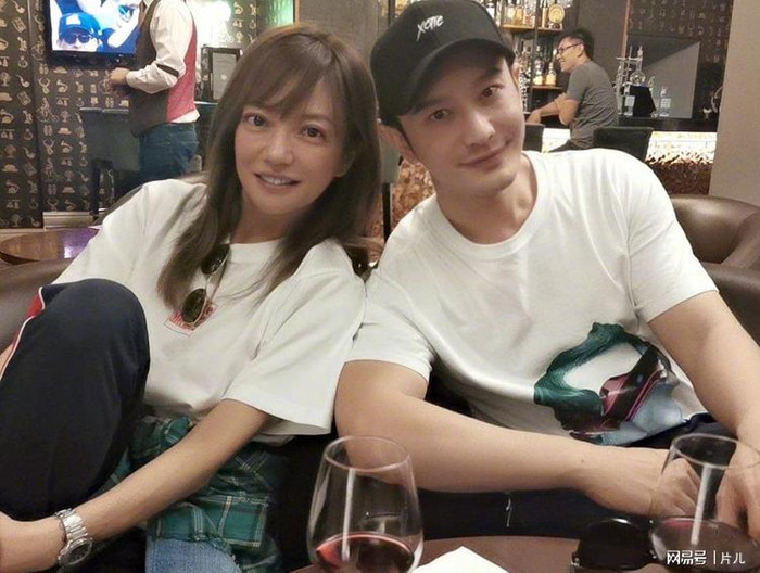 Huỳnh Hiểu Minh và Triệu Vy hợp tác trong phim truyền hình mới 'Cuộc chiến hoa hồng'? Ảnh 4