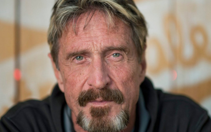 Cuộc đời 'điên rồ' của McAfee - huyền thoại an ninh mạng vừa tự tử trong tù Ảnh 2