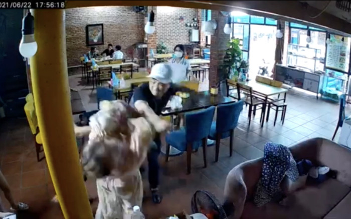 Công an vào cuộc vụ diễn viên Hoàng Yến bị chồng cũ đấm vào mặt: 'Chị Yến vẫn đang hoảng loạn' Ảnh 2