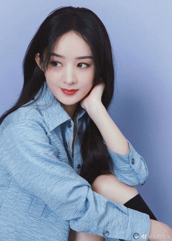 Triệu Lệ Dĩnh khiến fan hoang mang khi thừa nhận bản thân mình thừa thãi sau biến cố ly hôn Ảnh 6