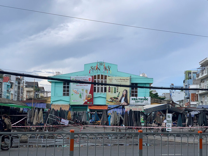 Chợ Sơn Kỳ. Ảnh: Thanh Niên