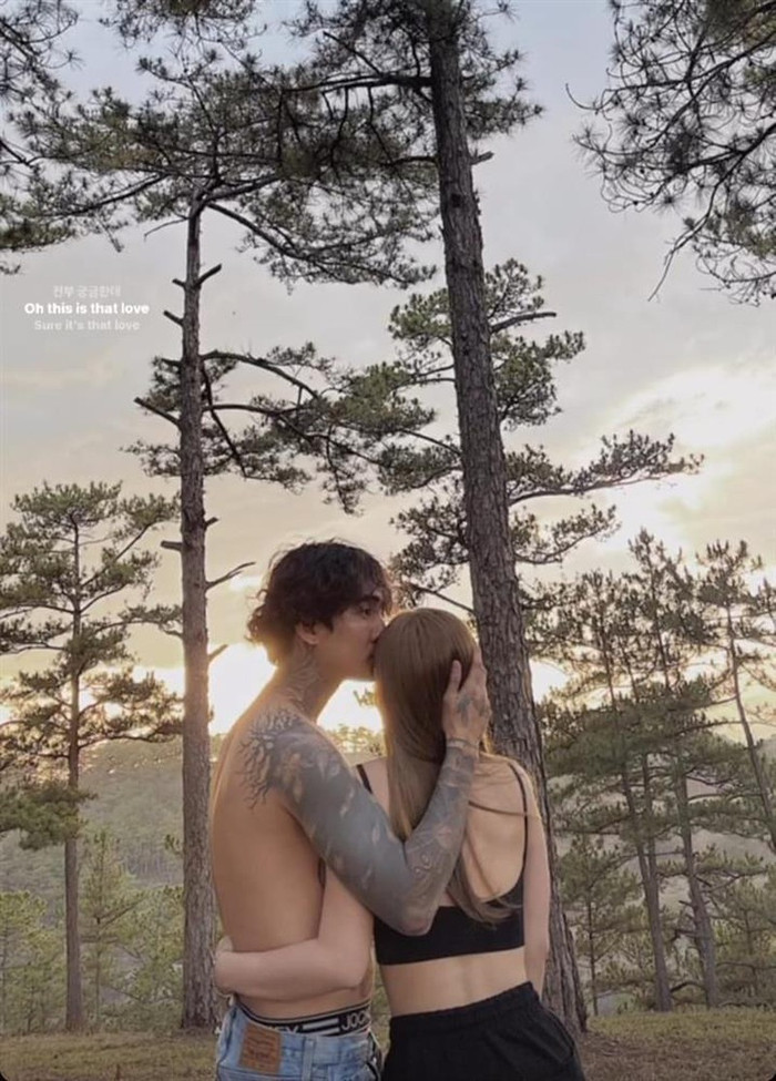 Khá trùng hợp, Đạt G và Cindy Lư thời gian gần đây thoải mái công khai tình cảm.