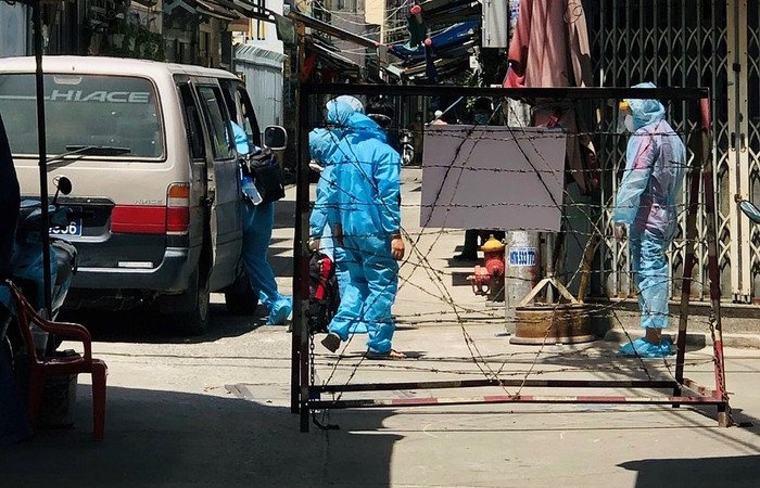 Khu vực phong tỏa tại hẻm 76 đường Tôn Thất Thuyết, phường 16, quận 4. Ảnh: Trung tâm Kiểm soát Bệnh tật TP HCM.