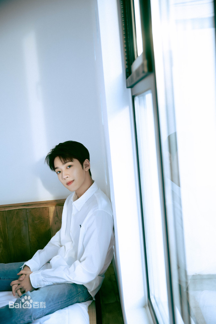 Địa vị Angelababy suy giảm đến mức giờ phải đóng phim với Lại Quán Lâm Ảnh 9