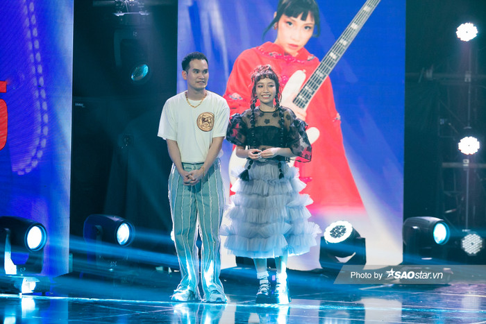 Mỹ Anh đã không còn 'độc hành' khi đứng cùng Master của mình trên sân khấu