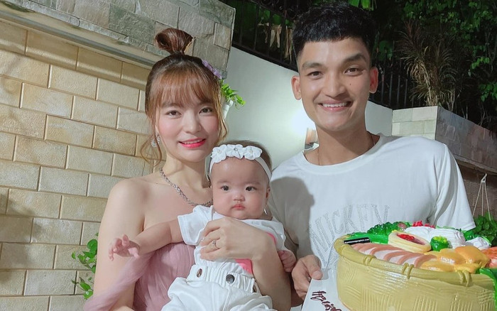 Bị miệt thị thậm tệ ngoại hình của mình lẫn vợ con, Mạc Văn Khoa 'đáp trả' sâu cay và tinh tế Ảnh 2