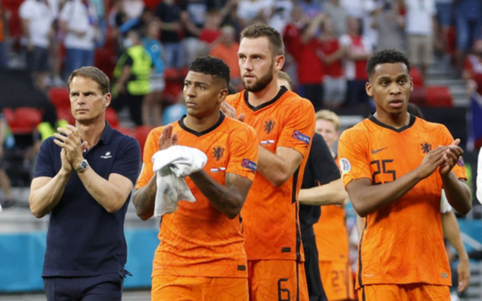 Hà Lan bị CH Czech đá bay khỏi EURO 2020: Cái chết của sự thơ ngây! Ảnh 2
